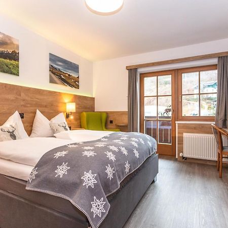 Landgasthof Neuwirt Lofer Exteriör bild
