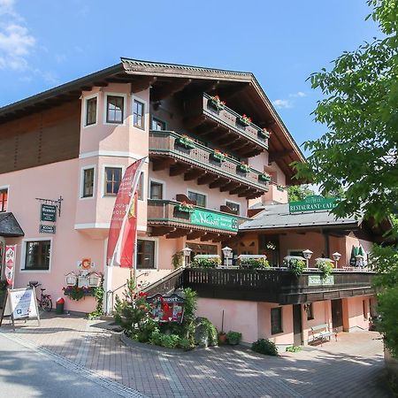 Landgasthof Neuwirt Lofer Exteriör bild